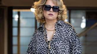 Pilar (Isabel Teixeira) em "Quem Ama Cuida"