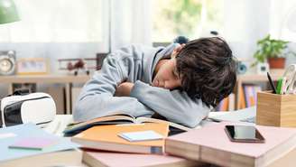 Fenômeno jet lag, que atinge mais de 80% dos adolescentes brasileiros, tem como causas hábitos cotidianos e rotina com horários rigoroso