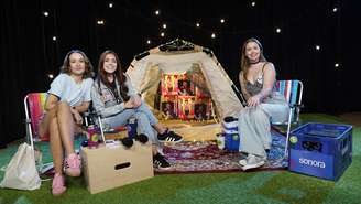 Laura e Nath reúnem itens de colecionador e uma longa lista de conhecimentos sobre a banda