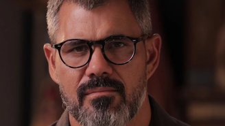 Juliano Cazarré cria evento para homens e é detonado por famosos: 'Por favor'
