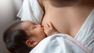 Uso constante de roupas apertadas pode atrapalhar na hora da amamentação