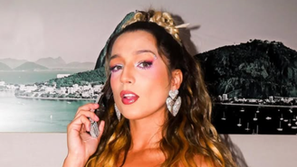 Samira participa da cobertura digital do show de Shakira direto de Copacabana