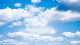 Da frente de um carro às nuvens, a pareidolia facial mostra como nossa mente completa padrões e cria expressões no cotidiano – depositphotos.com / VitalikRadko