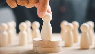 Descubra como equilibrar a atualização técnica com a saúde mental e assumir o controle real