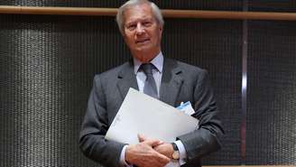 O bilionário francês Vincent Bolloré durante o inquérito parlamentar sobre a radiodifusão pública na Assembleia Nacional em Paris, em 24 de março de 2026.