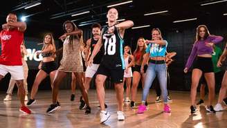 Veja as coreografias do FitDance