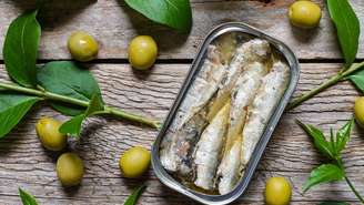 Confira os lotes de sardinha recolhidos pela Anvisa