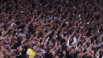 Torcida do Corinthians na Neo Química Arena 