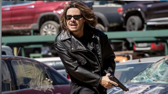 Marcus Majella em cena de Agentes Muito Especiais’