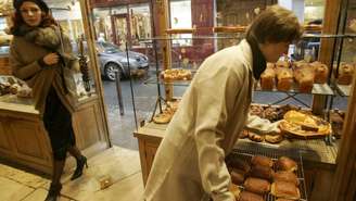 The proposed law wanted to lift restrictions on working on 1 May, including in bakeries.