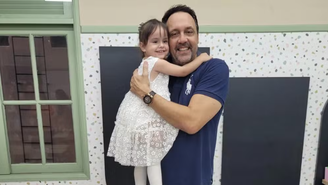 O campeão olímpico do vôlei Pampa e a filha Isabelle; atleta morreu em 2024