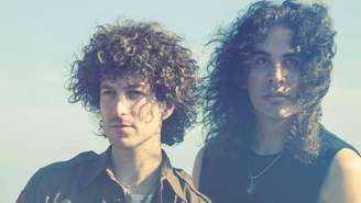 Evan Stanley e Nick Simmons formam banda Stanley Simmons