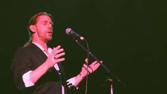 Alex Ligertwood em apresentação com a banda Santana, em 1989
