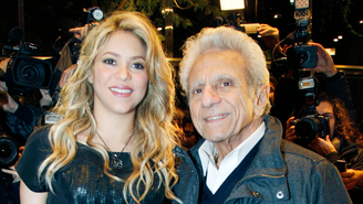 Shakira e o pai, William Mebarak, em 2011