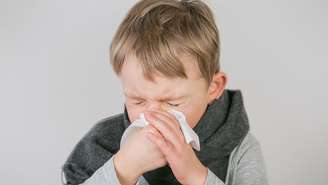 Segundo a fundação, o aumento de síndrome respiratória reflete o período de sazonalidade do vírus sincicial respiratório (VSR) e Influenza A