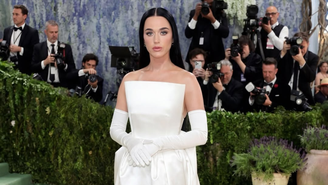 Katy Perry com look do Met Gala que serve de inspiração para vestido de noiva 