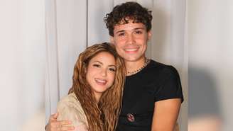 Shakira emocionou fãs ao conhecer o ator Gabriel Faustino, que encontrou força nas músicas da cantora no tratamento contra o câncer