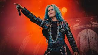 A cantora Alissa White