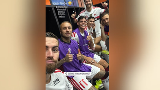 Jorginho postou um story de dentro do vestiário.