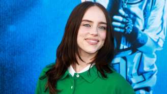 Billie Eilish falou sobre a convivência com a síndrome de Tourette e explicou o esforço emocional e físico para controlar os tiques 