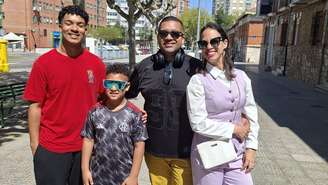 O brasileiro Paulo Geronimo e sua família