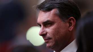 Flavio Bolsonaro, de perfil