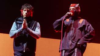 Josh Dun e Tyler Joseph em show do Twenty One Pilots