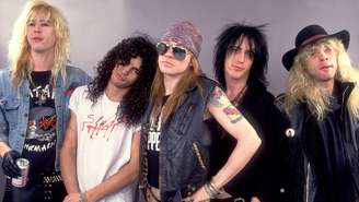 Guns N' Roses (Duff McKagan, Slash, Axl Rose, Izzy Stradlin, Steven Adler) em 1987 (