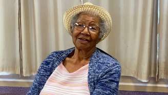Aos 108 anos, Susan Young Browne impressiona ao continuar dirigindo e praticando exercícios físicos; conheça sua rotina