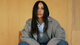Sabrina Sato usa cinza 