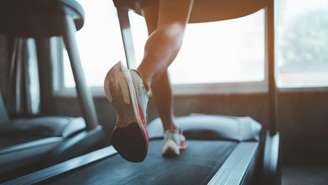 Ordem entre corrida e musculação pode mudar desempenho e objetivos do treino