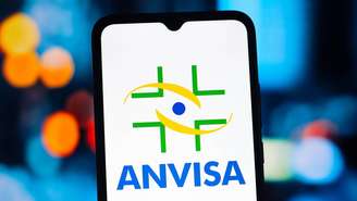 A decisão recente da Agência Nacional de Vigilância Sanitária (Anvisa) de suspender um lote de fosfato dissódico de dexametasona e alguns lotes de atorvastatina e rosuvastatina voltou a colocar a segurança de medicamentos no centro do debate – depositphotos.com / rafapress