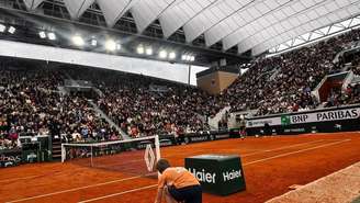 O torneio de Roland-Garros acontece até 7 de junho em Paris e reúne os melhores tenistas do mundo. Em Paris, em 18 de maio de 2026.
