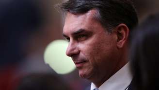 Flávio Bolsonaro admitiu que negociou com Vorcaro investimentos para custear as gravações de um filme sobre seu pai