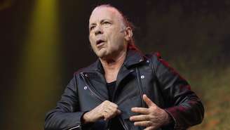 O vocalista Bruce Dickinson durante show do Iron Maiden em Londres, 2025