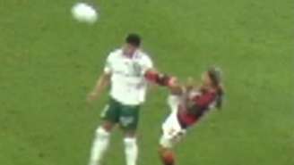 ‘Assumiu o risco’: ouça o áudio do VAR sobre expulsão de Carrascal em Flamengo e Palmeiras