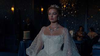 Diretora se arrepende de ter cortado cena de Margot Robbie 'peluda' em 'O Morro dos Ventos Uivantes' (Divulgação/Warner Bros.)
