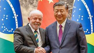 (Imagem de arquivo de 14/04/2023) O presidente Luiz Inácio Lula da Silva, e presidente da República Popular da China, Xi Jinping, durante Cerimônia de Assinatura de Atos em Pequim, China.