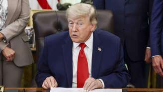 Irã confirmou que esteja próximo de um acordo, como Trump havia declarado