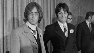 John Lennon e Paul McCartney em 1968