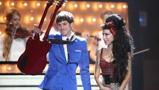 Mark Ronson e Amy Winehouse, em 2008