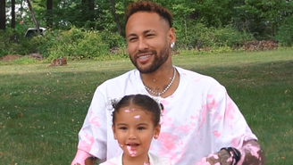 Neymar e a filha mais velha, Mavie