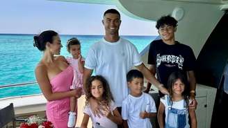 Conheça a história da família de Cristiano Ronaldo, da chegada dos filhos ao relacionamento com Georgina Rodríguez