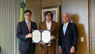 Janguiê Diniz e os ministros Luiz Philippe Vieira de Mello Filho e Alexandre Agra Belmonte
