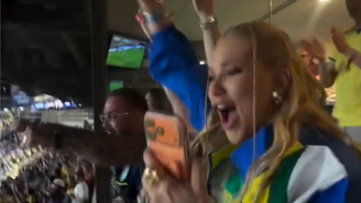 Virginia Fonseca comemora gol de Vini Jr.