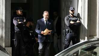 Ex-ministro espanhol José Luis Ábalos em prisão preventiva por corrupção durante pandemia de Covid.
