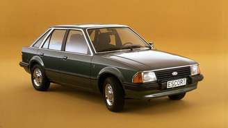 O manual dizia que a troca do motor de um Ford Escort levava três horas. Quarenta anos atrás, cinco fuzileiros navais fizeram isso em 42 segundos.