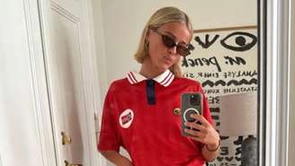 Ida Solbakken, de 22 anos, trabalha na área da saúde e tem irmão jogador