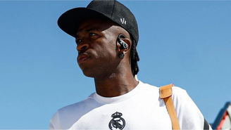 Além do futebol, muitos jogadores da Seleção Brasileira têm forte ligação com o universo da música