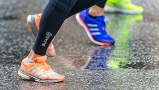 A corrida em dias chuvosos impõe uma série de fatores que tornam o esforço maior – depositphotos.com / steho